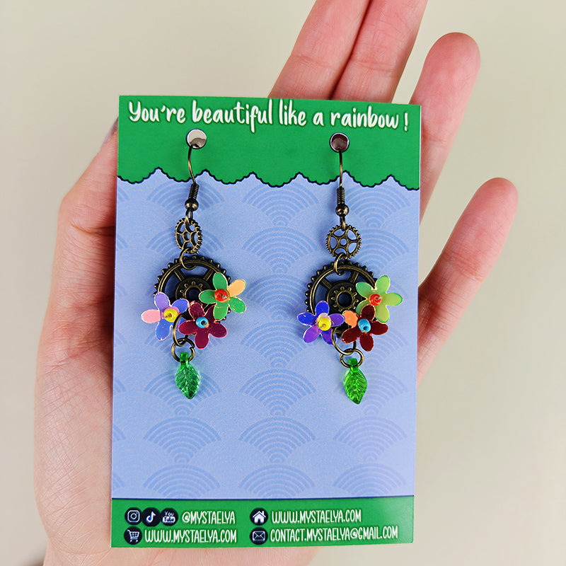 Boucles d'oreilles Oliver le jardinier - Fleurs irisées, steampunk et engrenages enchantés (La Clairière des Âmes Ferrées)