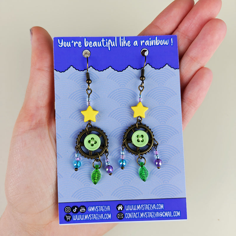 Boucles d'oreilles Vivy l'observatrice des étoiles - Attrape-rêve céleste, étoile et steampunk (La Clairière des Âmes Ferrées)