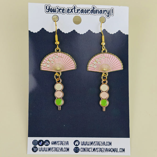 Boucles d’oreilles fantaisie Éventail rose & Dango – Bijou kawaii japonais