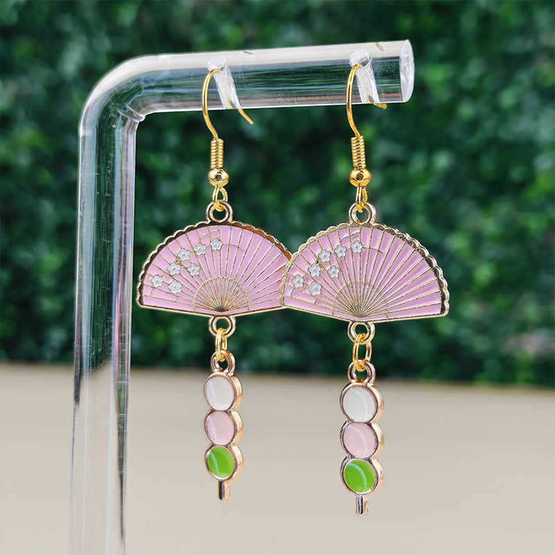 Boucles d’oreilles fantaisie Éventail rose & Dango – Bijou kawaii japonais