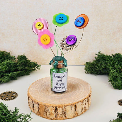 Bouquet des Âmes Ferrées #1 - Fiole décorative du jardin d'Oliver - kawaii steampunk fleurs (pièce unique, La Clairière des Âmes Ferrées)
