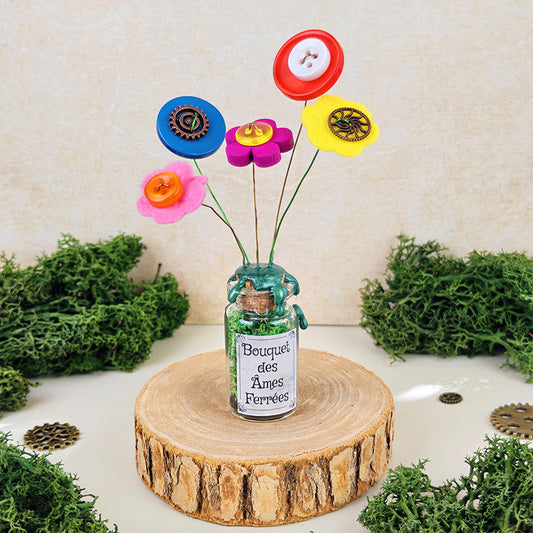 Bouquet des Âmes Ferrées #3 - Fiole décorative du jardin d'Oliver - kawaii steampunk fleurs (pièce unique, La Clairière des Âmes Ferrées)