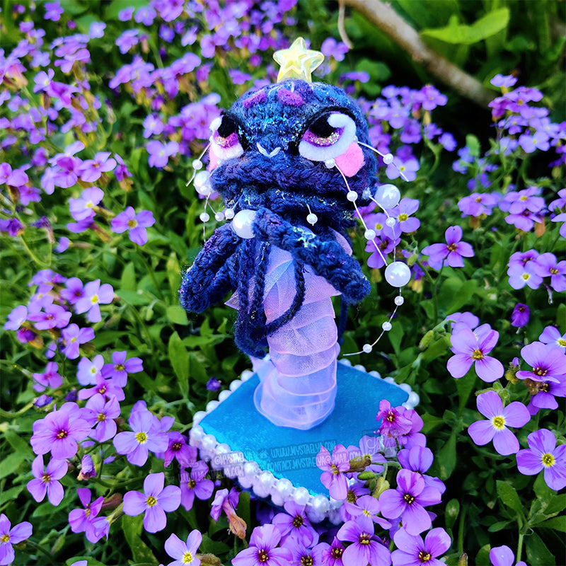 Byeol - Poupée d'art au crochet - La méduse étoilée (Pièce unique)