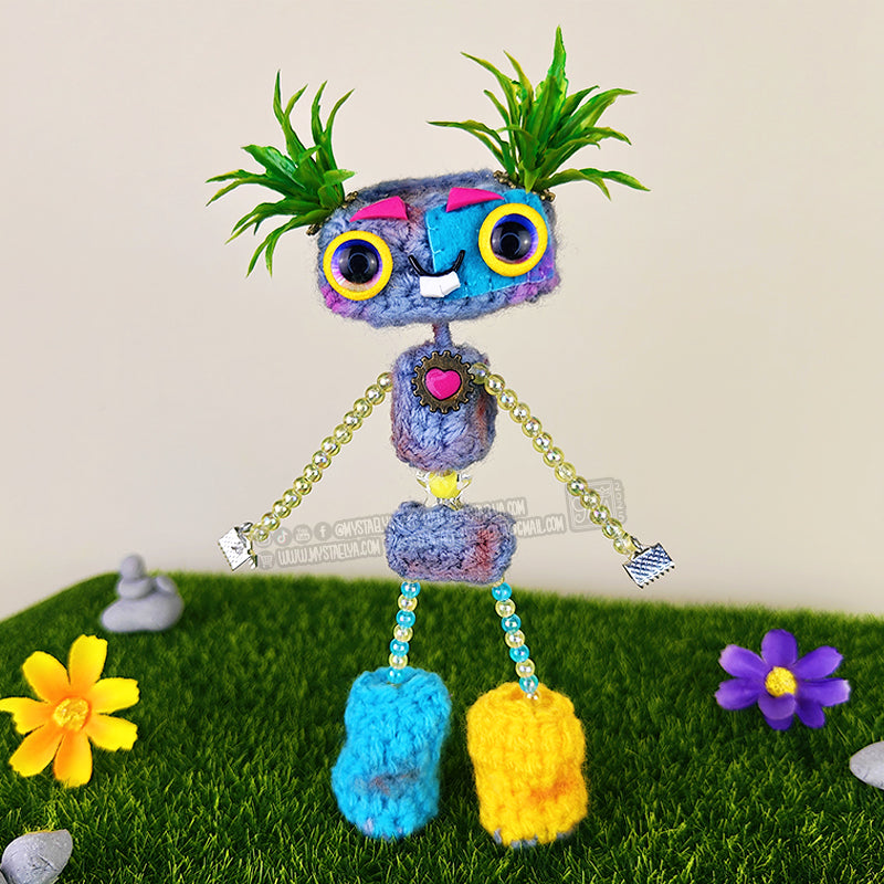 Pixy - Créature à adopter - La petite exploratrice de Mystaelya (pièce unique, La Clairière des Âmes Ferrées)