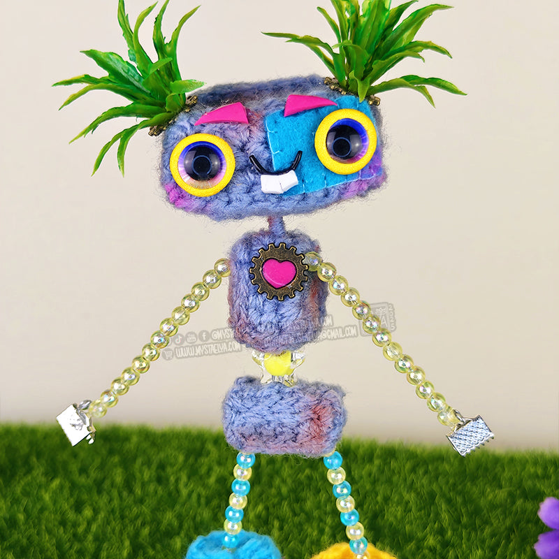 Pixy - Créature à adopter - La petite exploratrice de Mystaelya (pièce unique, La Clairière des Âmes Ferrées)