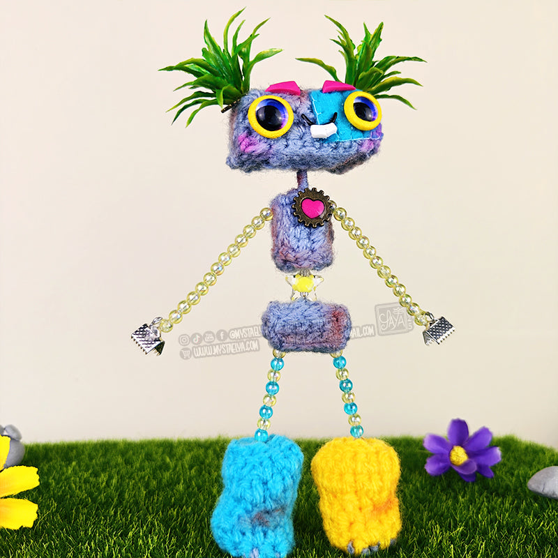 Pixy - Créature à adopter - La petite exploratrice de Mystaelya (pièce unique, La Clairière des Âmes Ferrées)