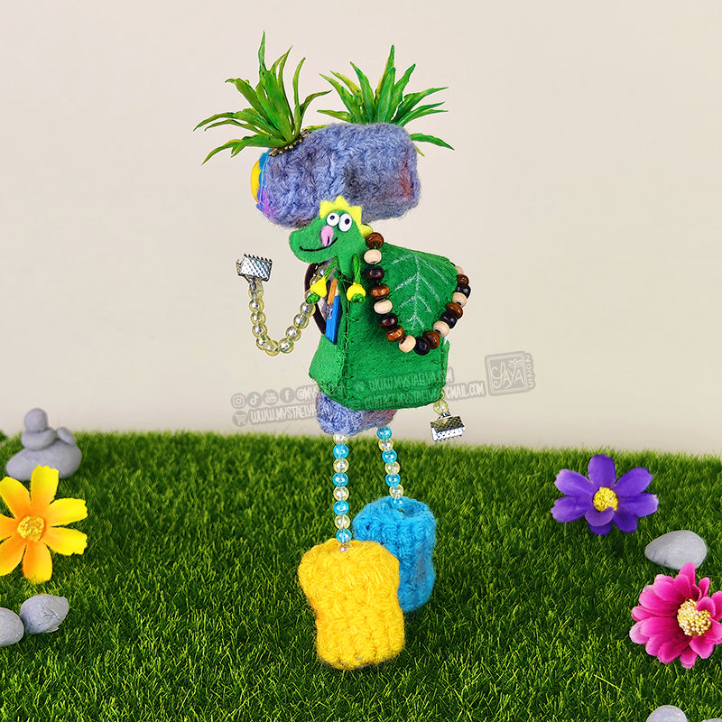 Pixy - Créature à adopter - La petite exploratrice de Mystaelya (pièce unique, La Clairière des Âmes Ferrées)
