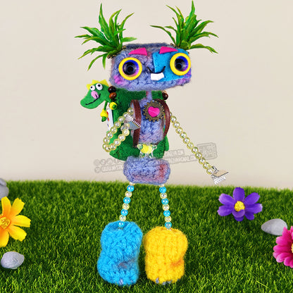 Pixy - Créature à adopter - La petite exploratrice de Mystaelya (pièce unique, La Clairière des Âmes Ferrées)