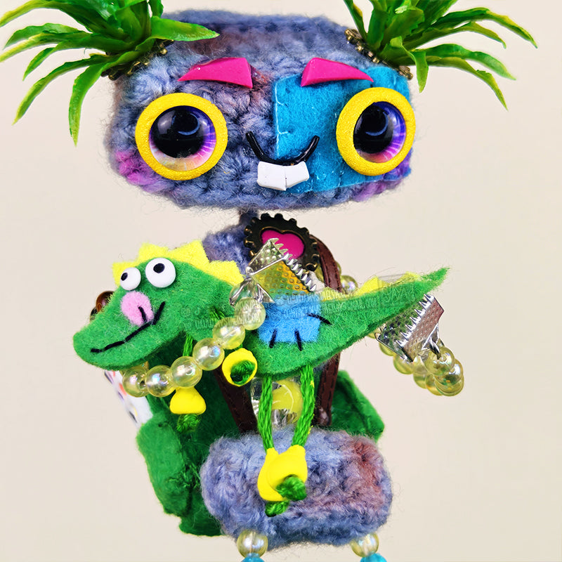 Pixy - Créature à adopter - La petite exploratrice de Mystaelya (pièce unique, La Clairière des Âmes Ferrées)