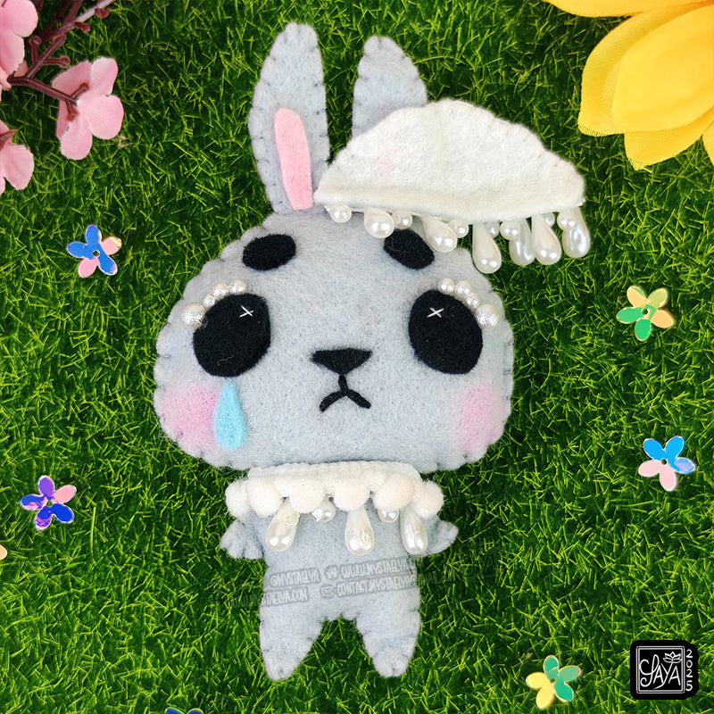 Rain, le lapin de la pluie kawaii – Personnage en feutrine fait main