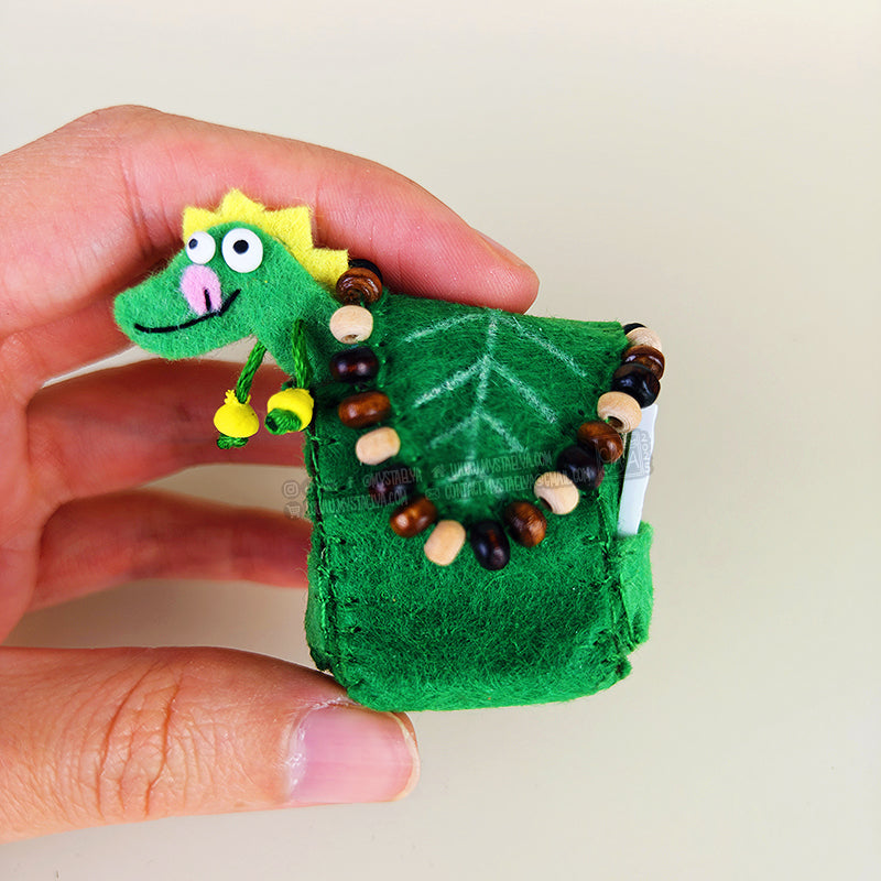 Pixy - Créature à adopter - La petite exploratrice de Mystaelya (pièce unique, La Clairière des Âmes Ferrées)