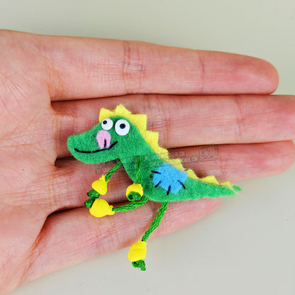 Pixy - Créature à adopter - La petite exploratrice de Mystaelya (pièce unique, La Clairière des Âmes Ferrées)