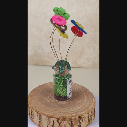 Bouquet des Âmes Ferrées #9 - Fiole décorative du jardin d'Oliver - kawaii steampunk fleurs (pièce unique, La Clairière des Âmes Ferrées)